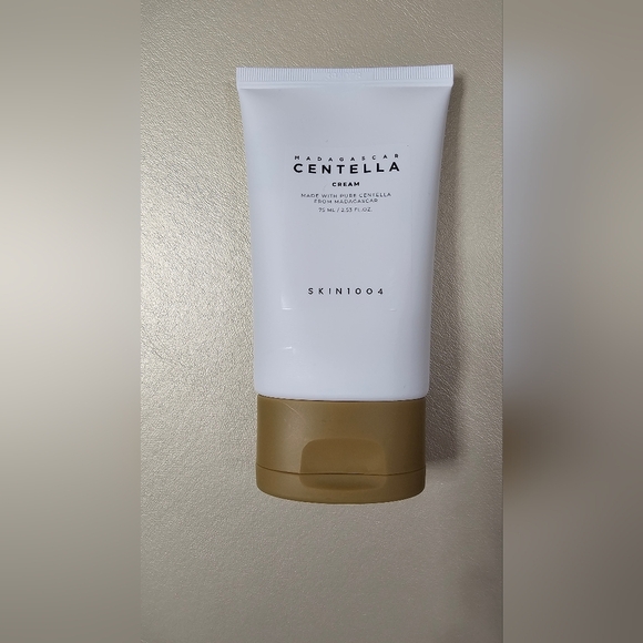 SKIN1004 Madagascar Centella Cream Moisturizer Calming Balancing Anti-Wrinkle 75 - Picture 4 of 4